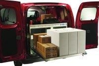 NV200 Delivery Package, Rear Center Aisle
